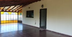 Chalet nuevo de 3 dormitorios y dependencias en Mina Clavero