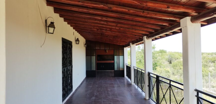 Chalet nuevo de 3 dormitorios y dependencias en Mina Clavero