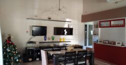 Chalet de 2 dormitorios y dependencias cerca del río en Panaholma