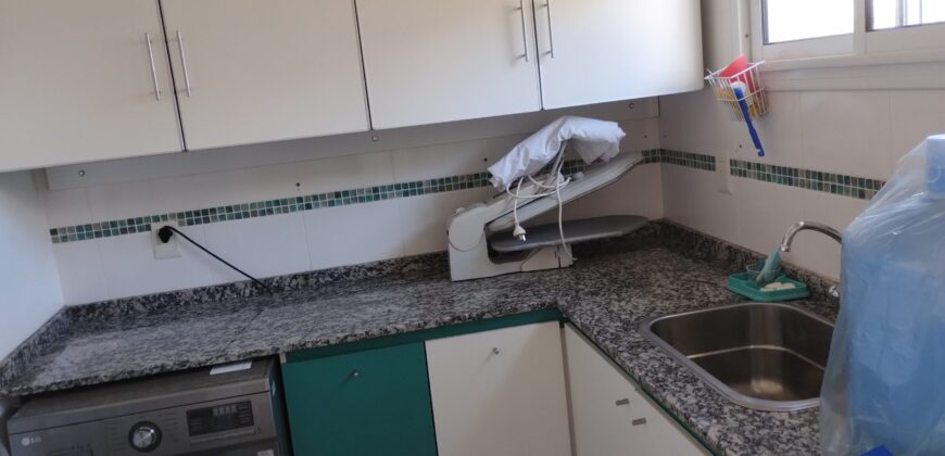 Chalet de 2 dormitorios y dependencias cerca del río en Panaholma