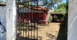 Chalet con departamentos independientes, barrio centro Mina Clavero