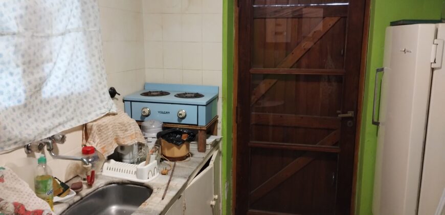 Chalet con departamentos independientes, barrio centro Mina Clavero