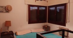 Chalet con departamentos independientes, barrio centro Mina Clavero