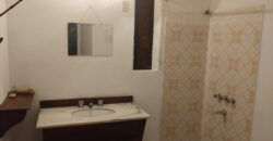 Chalet con departamentos independientes, barrio centro Mina Clavero