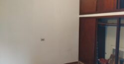 Chalet con departamentos independientes, barrio centro Mina Clavero