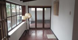 Chalet con departamentos independientes, barrio centro Mina Clavero