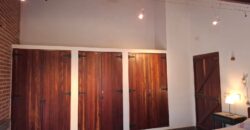 Imponente chalet con piscina infinita y costa de río en El Alto de Nono (RETASADA)