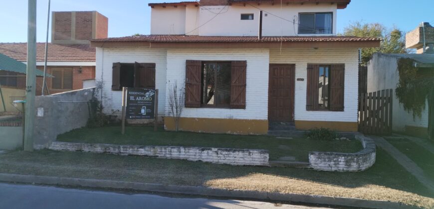 Hostería, chalet de 2 plantas y depto a 300 mt del río en Cura Brochero