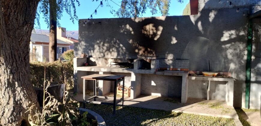 Hostería, chalet de 2 plantas y depto a 300 mt del río en Cura Brochero