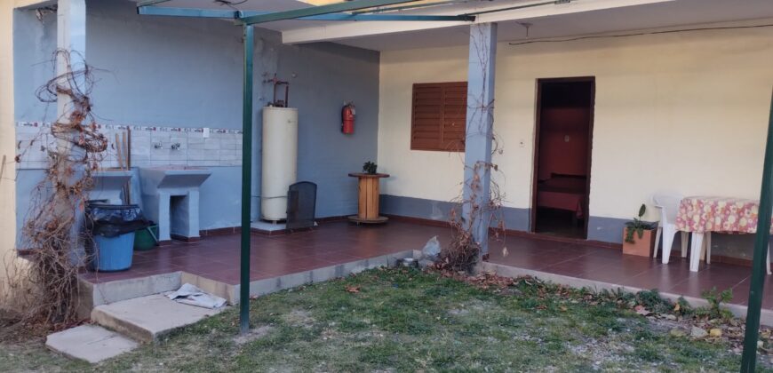 Hostería, chalet de 2 plantas y depto a 300 mt del río en Cura Brochero