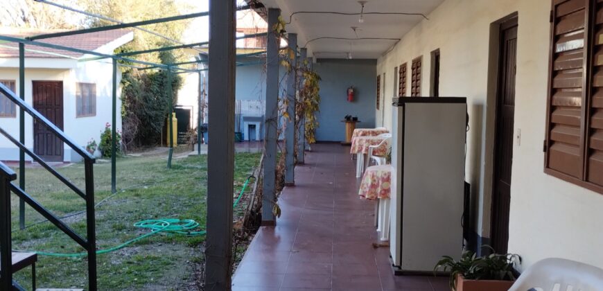 Hostería, chalet de 2 plantas y depto a 300 mt del río en Cura Brochero