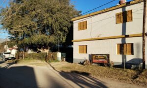 Hostería, chalet de 2 plantas y depto a 300 mt del río en Cura Brochero