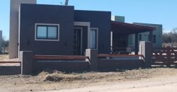 Casa a estrenar en barrio Inti-Co Arroyo de los Patos