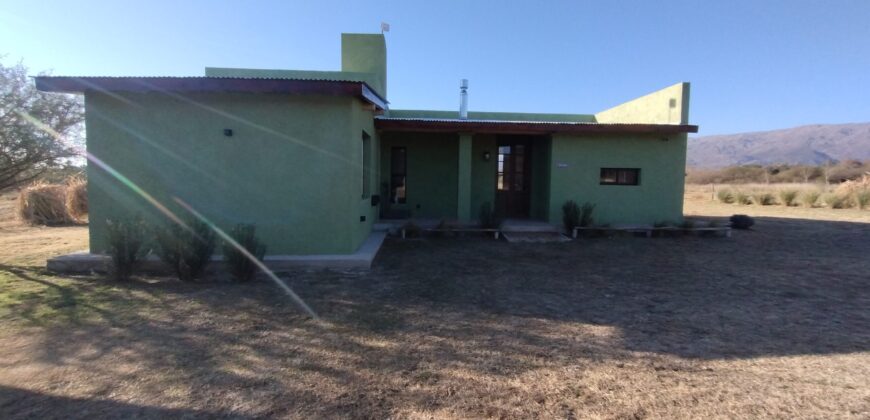 Chalet nuevo en Las Calles con piscina y vistas únicas
