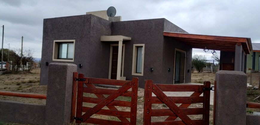Casa a estrenar en barrio Inti-Co Arroyo de los Patos