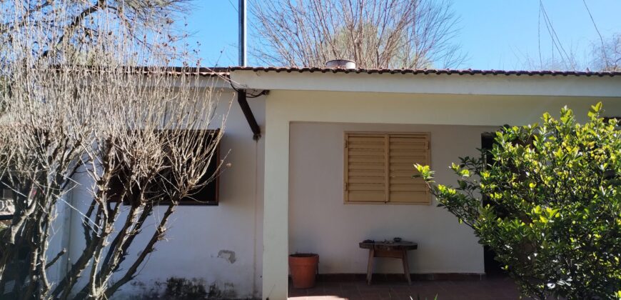 Casa con departamento independiente en Mina Clavero