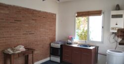 Casa con departamento independiente en Mina Clavero
