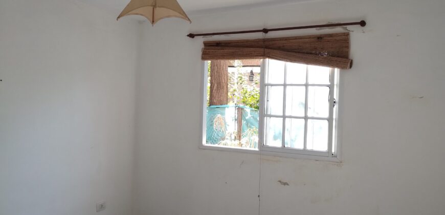 Casa con departamento independiente en Mina Clavero