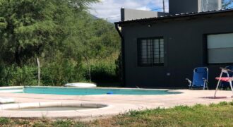 Linda casa 2 dormitorios con piscina e hidromasaje en Las Rabonas