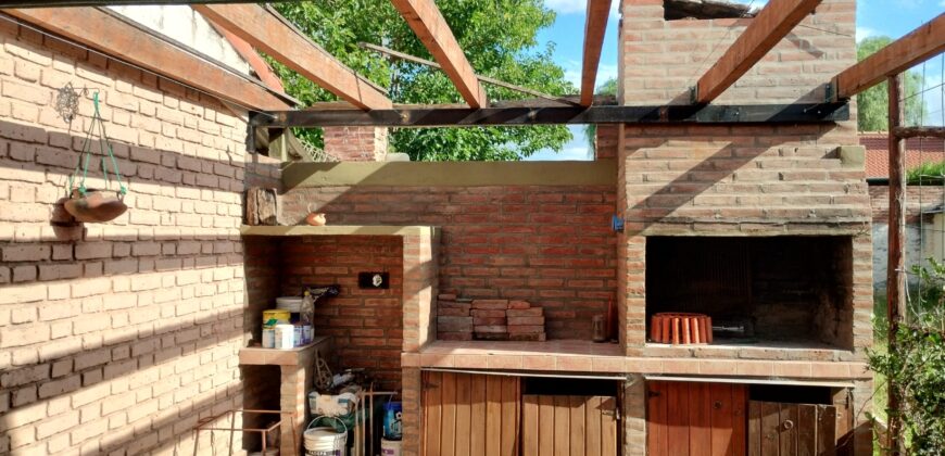 Confortable chalet 2 dormitorios céntrico en Mina Clavero