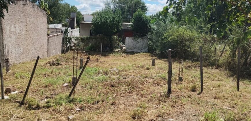 Lote baldío a 10 cuadras de la plaza en Mina Clavero (OPORTUNIDAD !!!!)