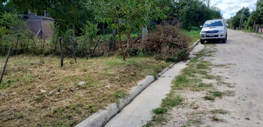 Lote baldío a 10 cuadras de la plaza en Mina Clavero (OPORTUNIDAD !!!!)