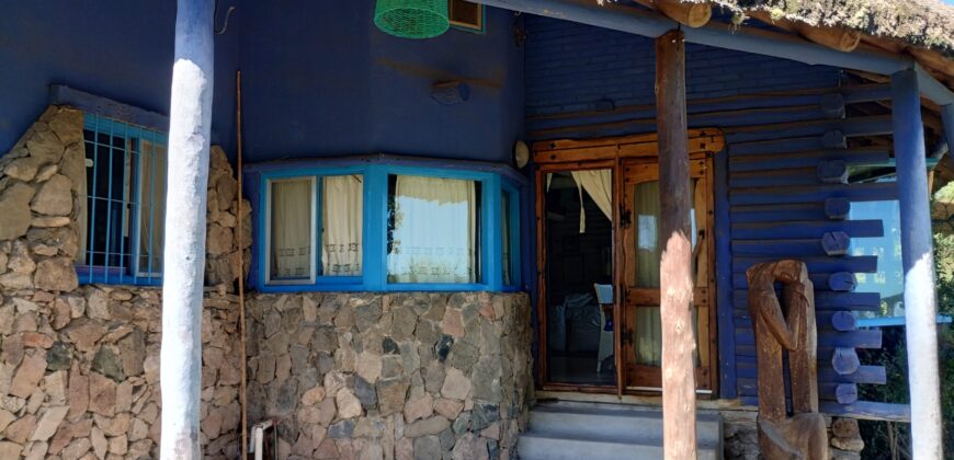 Importante inmueble con casa principal, departamentos, piscina e impactantes vistas en Nono