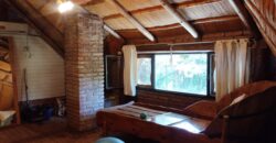 Importante inmueble con casa principal, departamentos, piscina e impactantes vistas en Nono