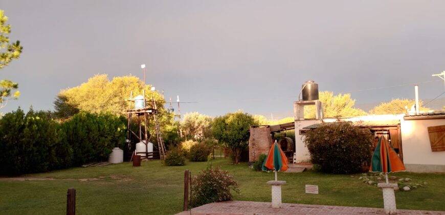 Complejo de 6 cabañas, casa, pileta en «El Alto» de Nono