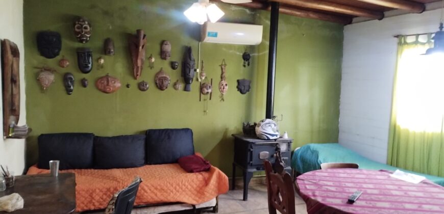Complejo de 6 cabañas, casa, pileta en «El Alto» de Nono