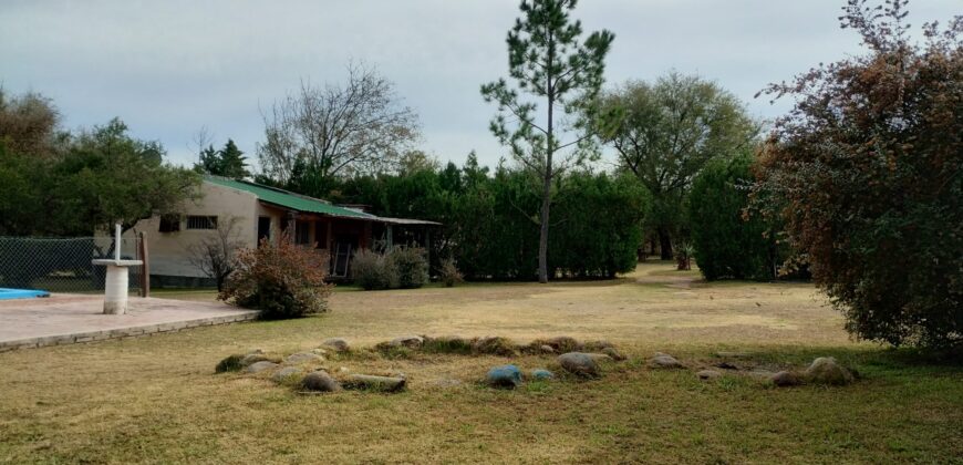 Complejo de 6 cabañas, casa, pileta en «El Alto» de Nono