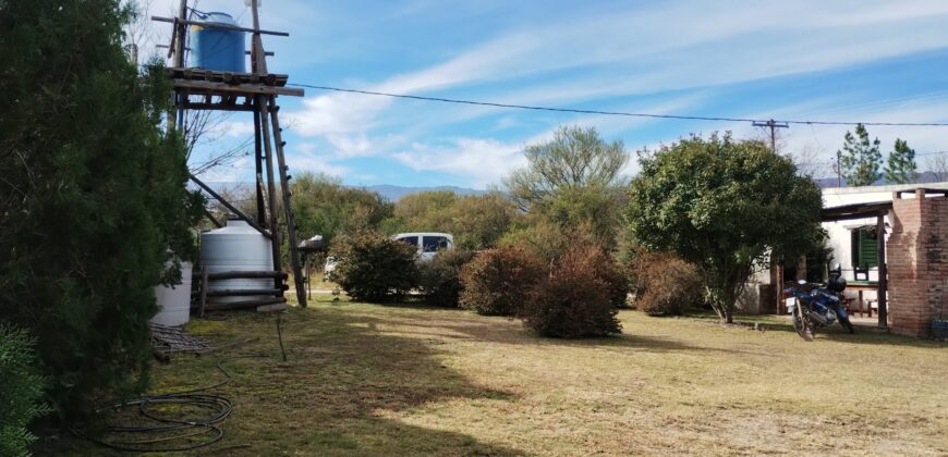 Complejo de 6 cabañas, casa, pileta en «El Alto» de Nono
