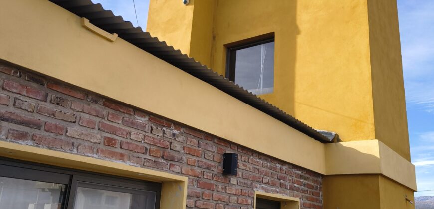 Casa nueva de 2 plantas 3 dormitorios en B° Terrazas del Valle, Arroyo de los Patos