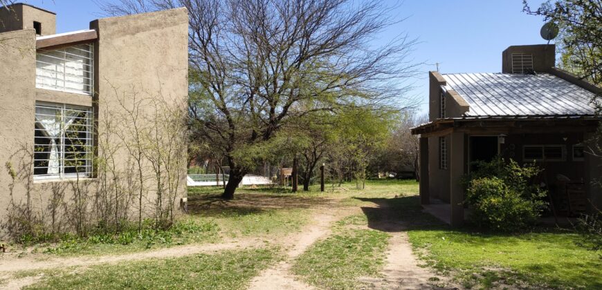 Complejo de cabañas con 2 piletas en Arroyo de los Patos
