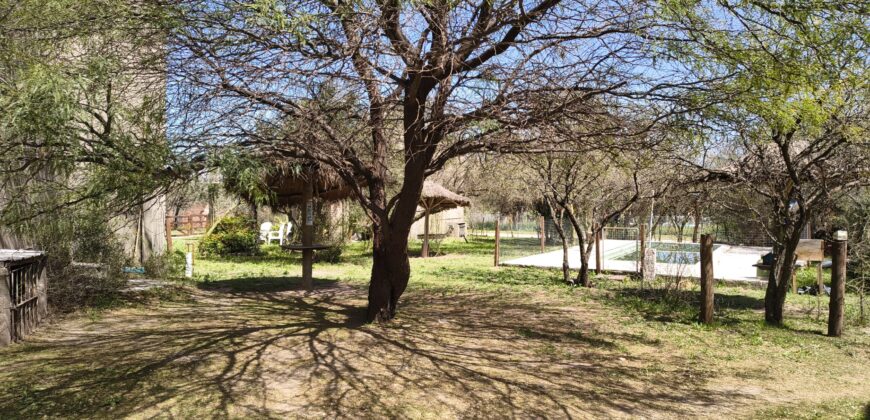 Complejo de cabañas con 2 piletas en Arroyo de los Patos