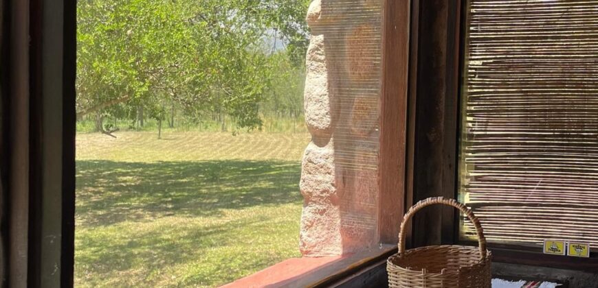 Complejo de cabañas con costa de río en «El Alto» Nono