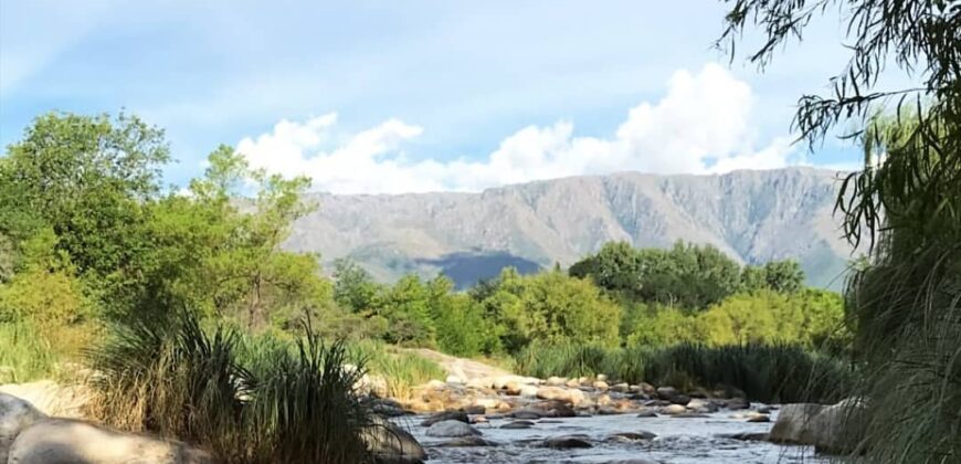 Complejo de cabañas con costa de río en «El Alto» Nono